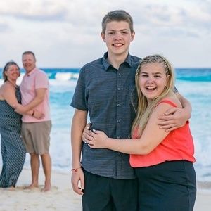 Meet your Posher, Danna